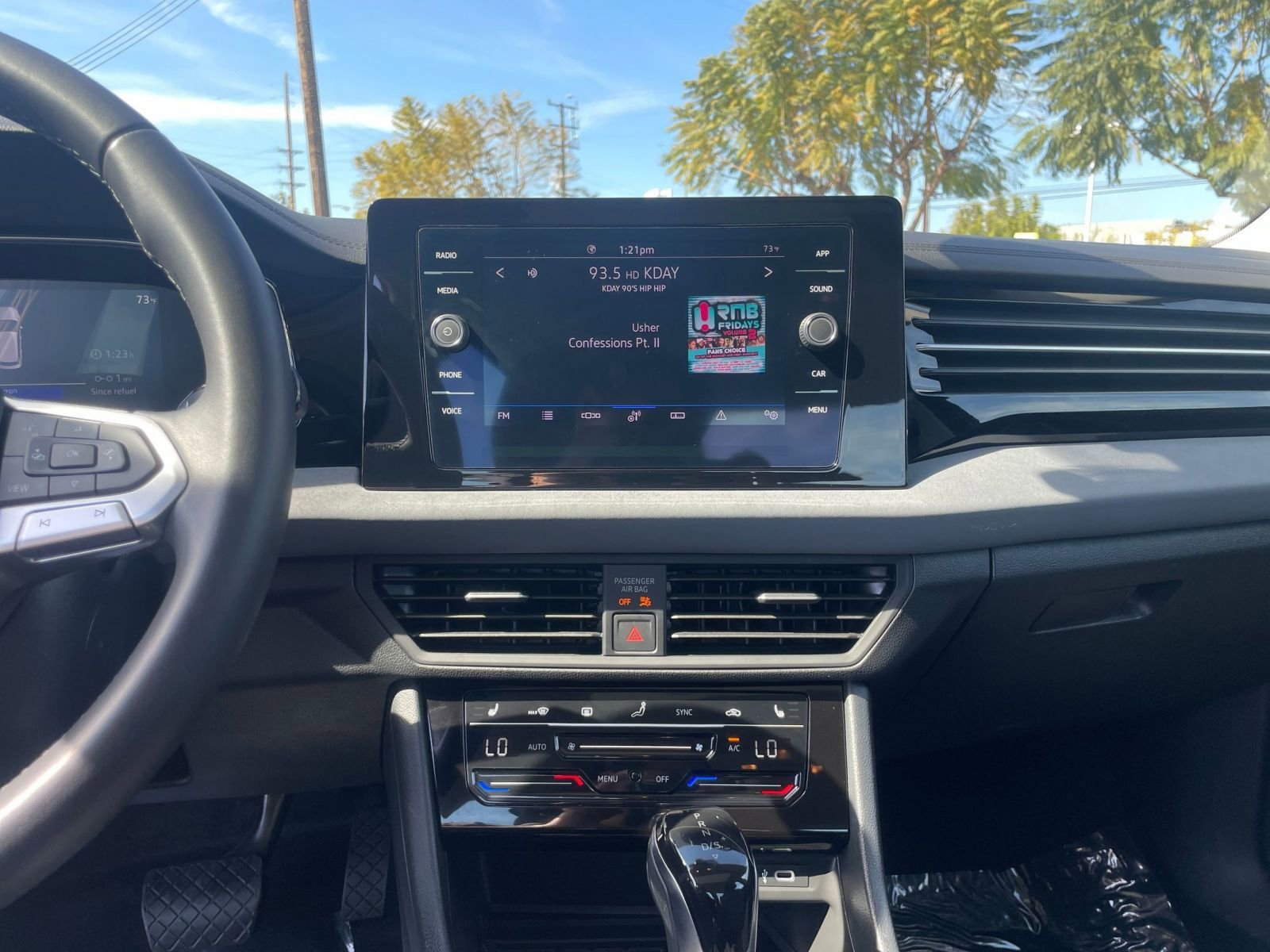 Thumbnail: 2025 Volkswagen Jetta - 17