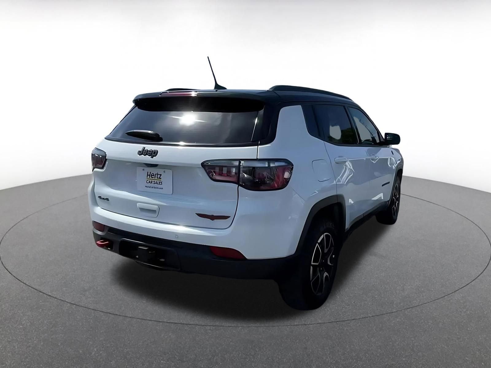 Thumbnail: 2025 Jeep Compass - 14