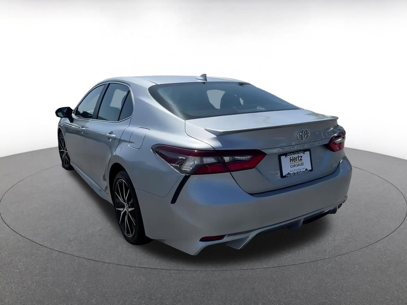 Thumbnail: 2024 Toyota Camry - 11