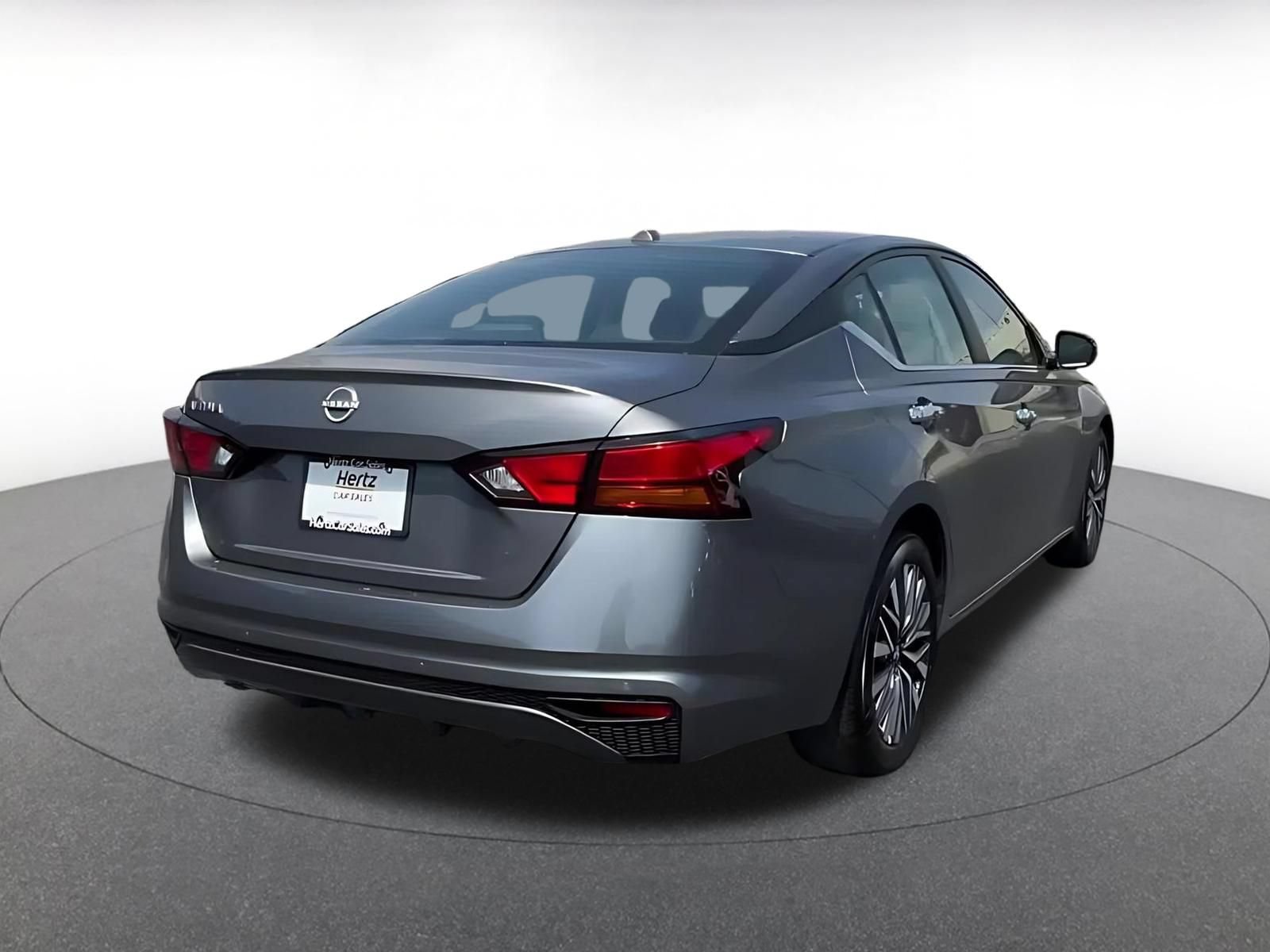 Thumbnail: 2025 Nissan Altima - 14