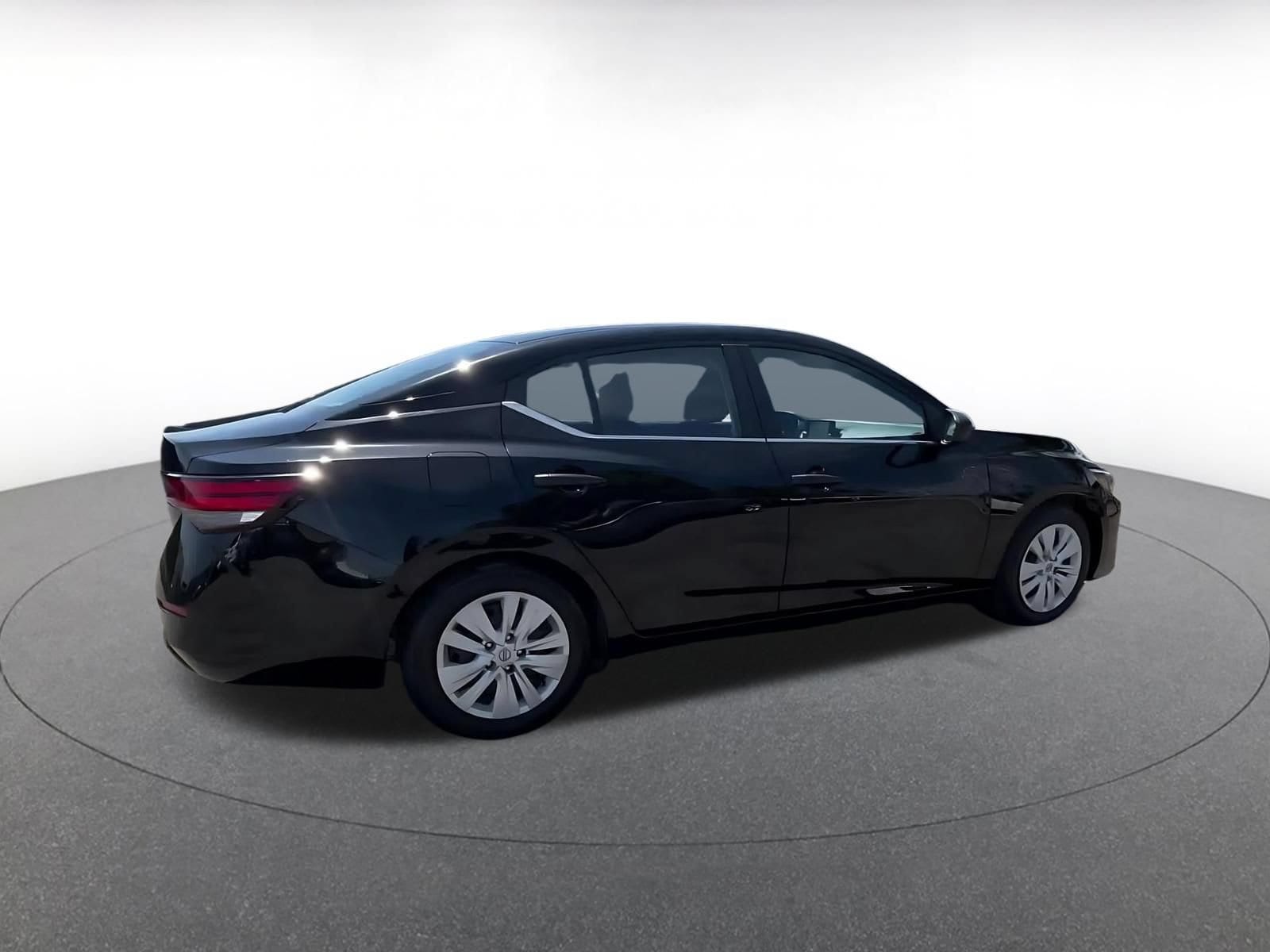 Thumbnail: 2025 Nissan Sentra - 14