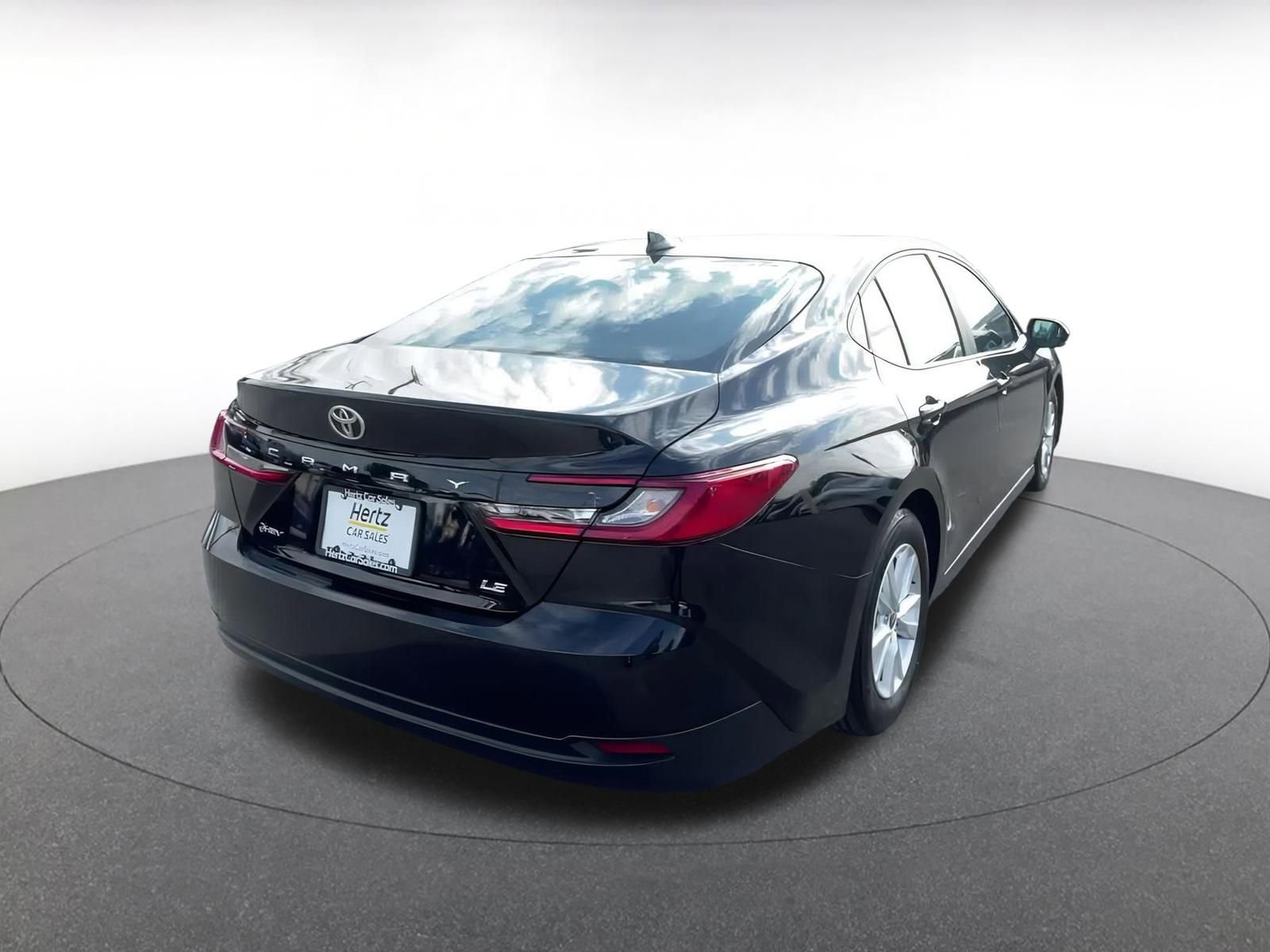 Thumbnail: 2025 Toyota Camry - 14