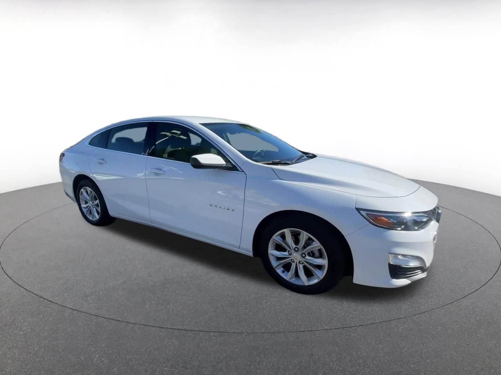 Thumbnail: 2023 Chevrolet Malibu - 2