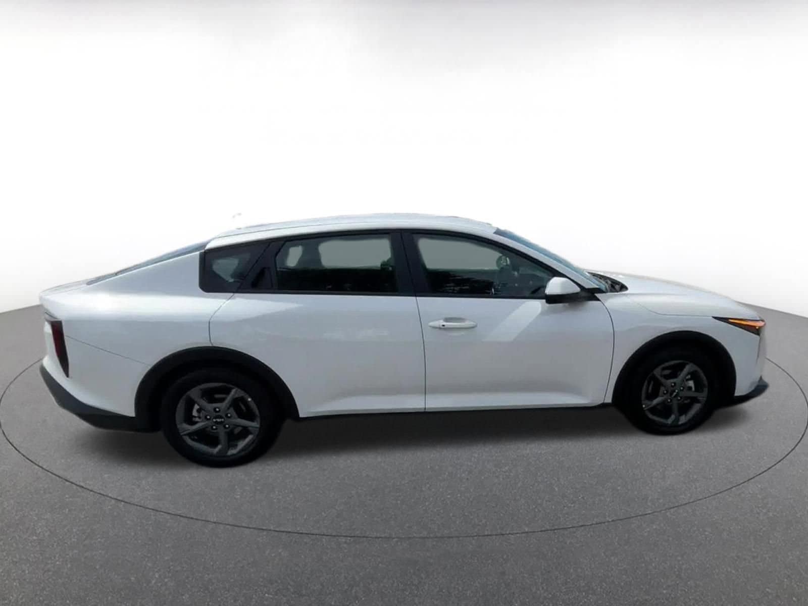 Thumbnail: 2025 Kia K4 - 16