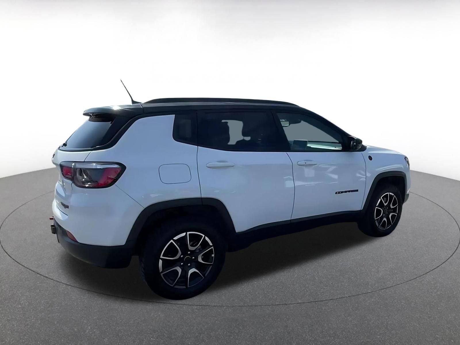 Thumbnail: 2025 Jeep Compass - 15