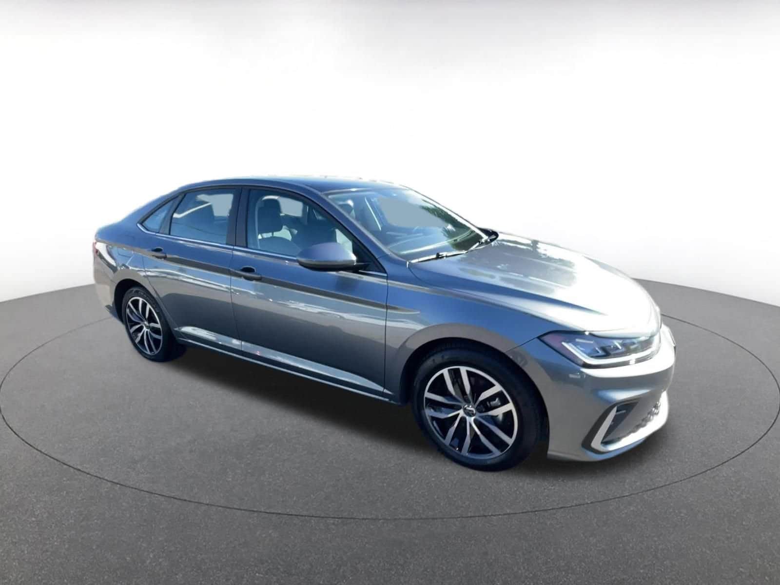 Thumbnail: 2025 Volkswagen Jetta - 2