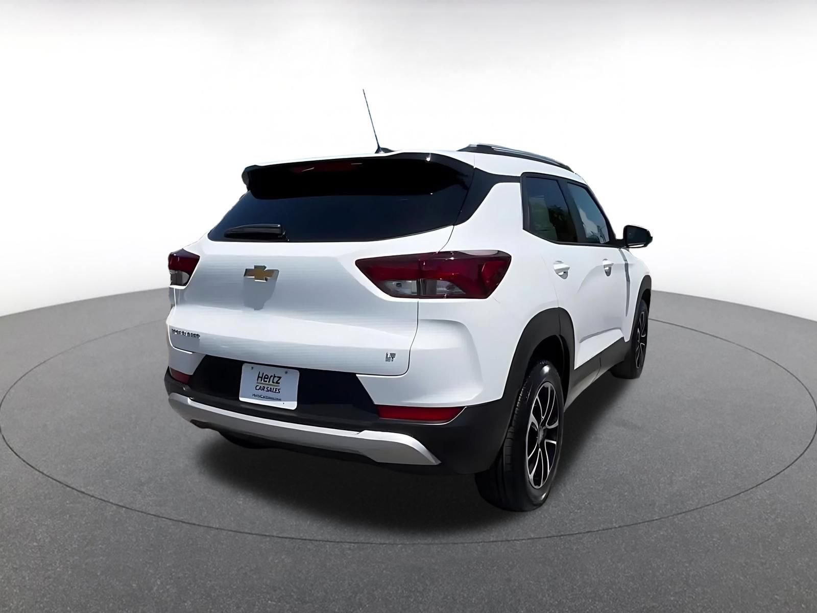 Thumbnail: 2025 Chevrolet TrailBlazer - 14