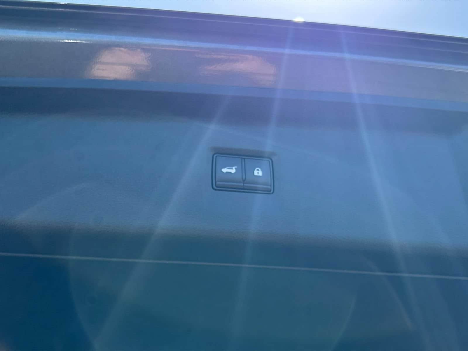 Thumbnail: 2026 INFINITI QX60 - 24