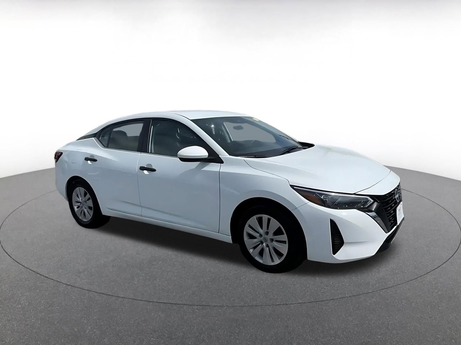 Thumbnail: 2025 Nissan Sentra - 2