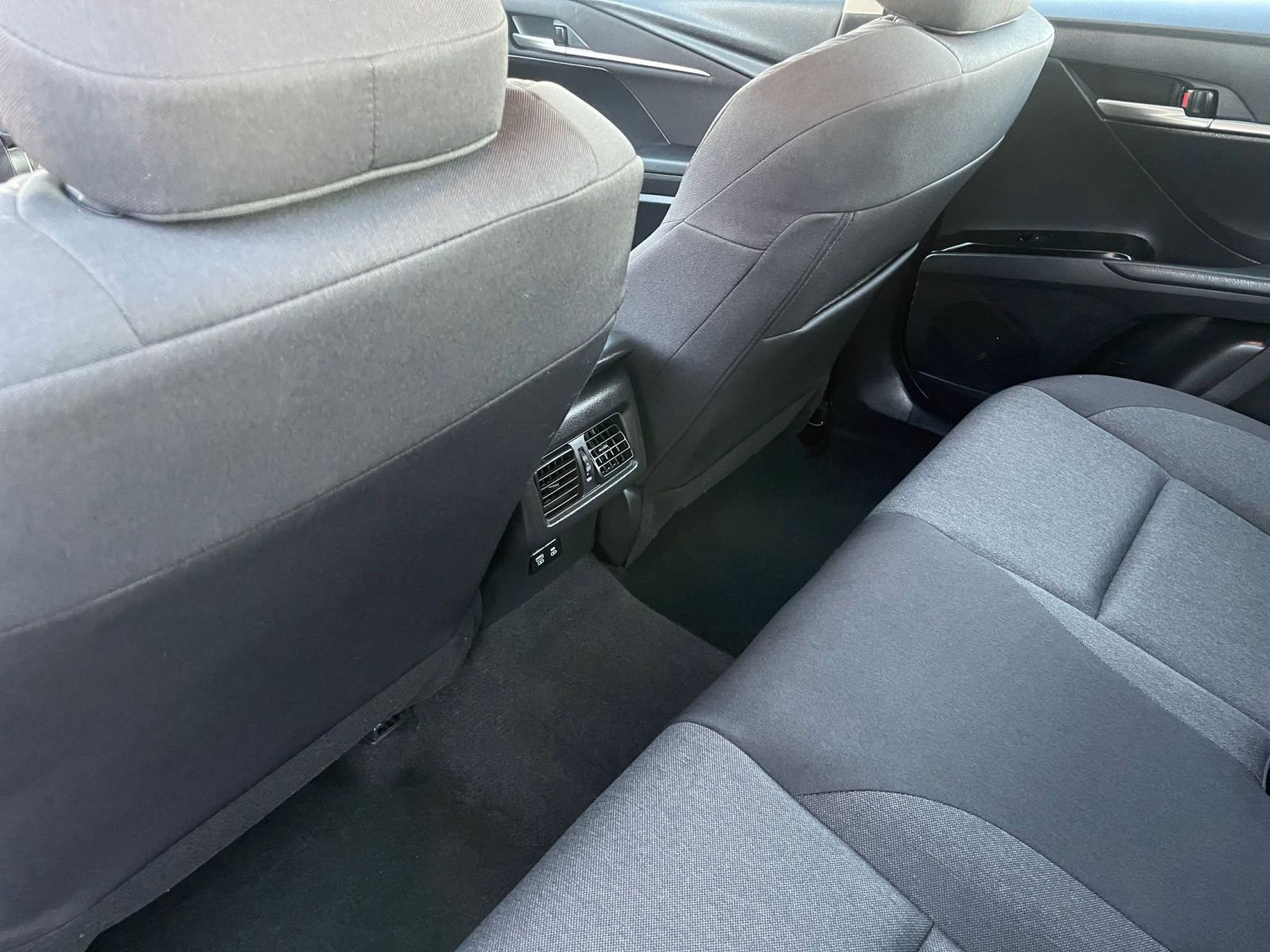 Thumbnail: 2025 Toyota Camry - 24