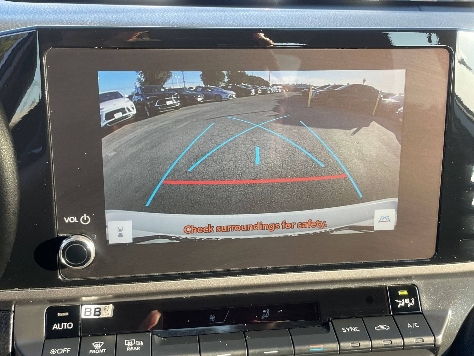 Thumbnail: 2025 Toyota Camry - 17