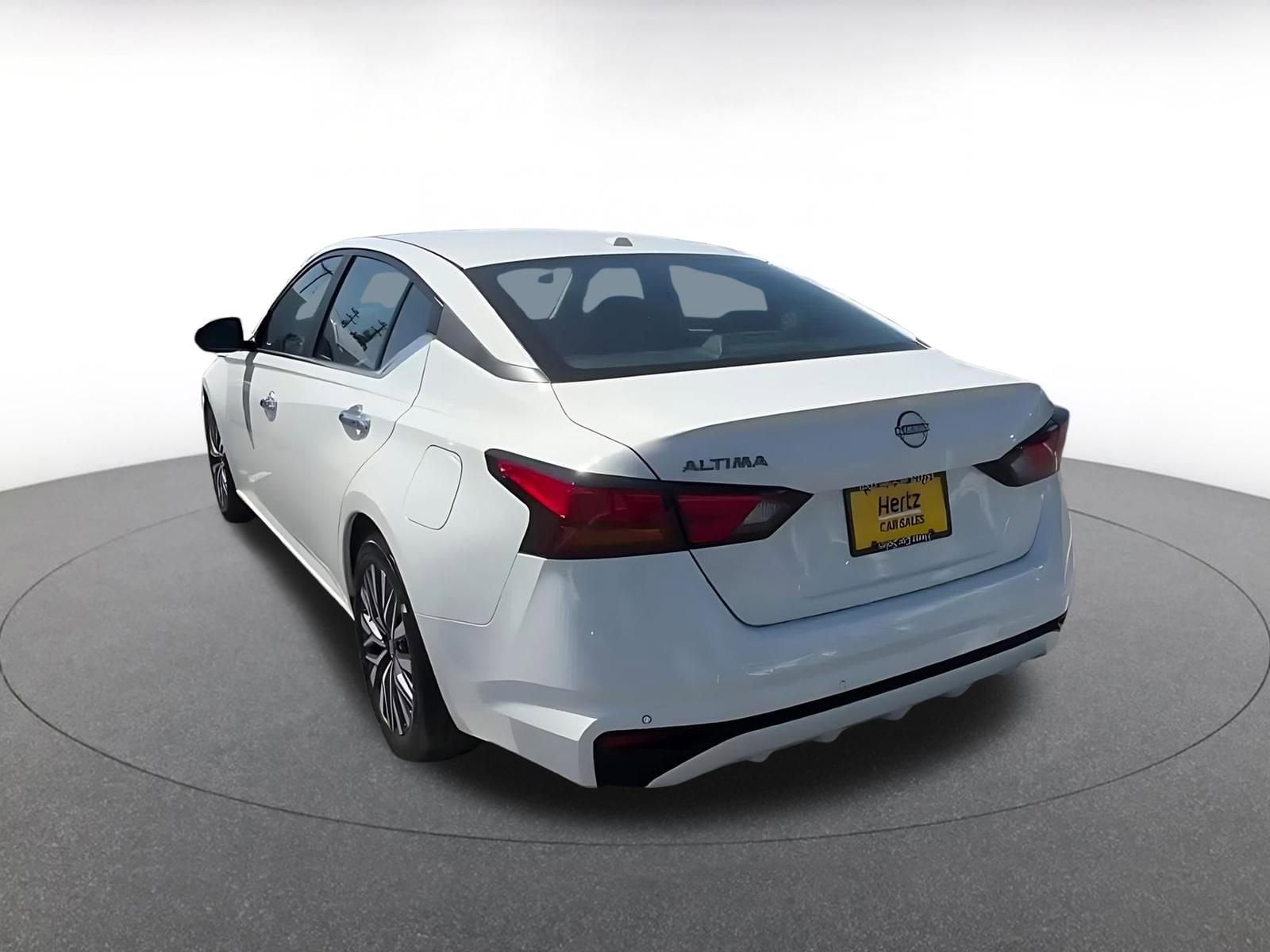 Thumbnail: 2025 Nissan Altima - 11