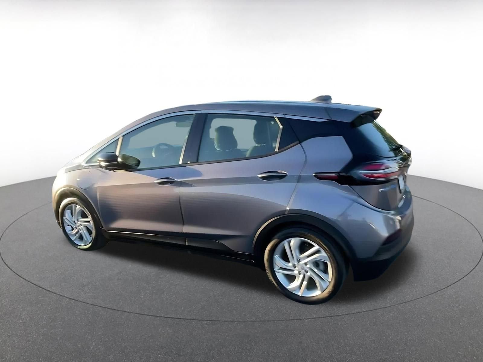 Thumbnail: 2023 Chevrolet Bolt EV - 10