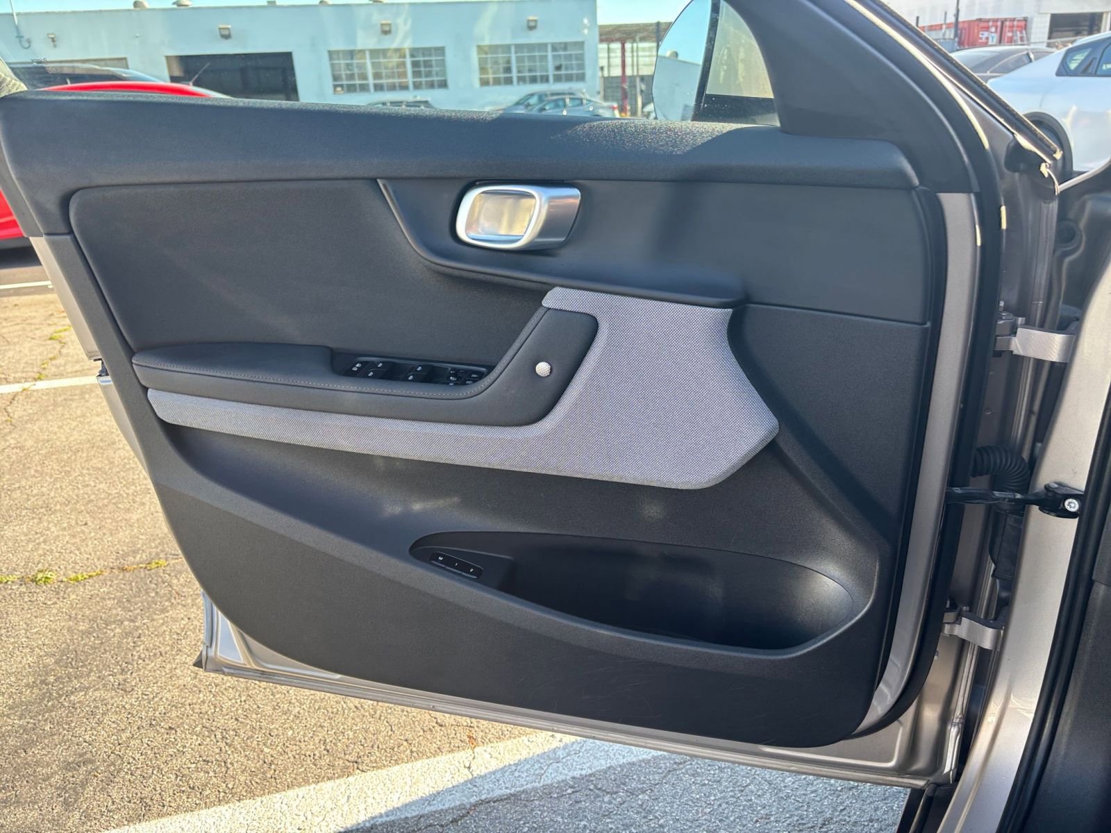 Thumbnail: 2023 Polestar 2 - 23