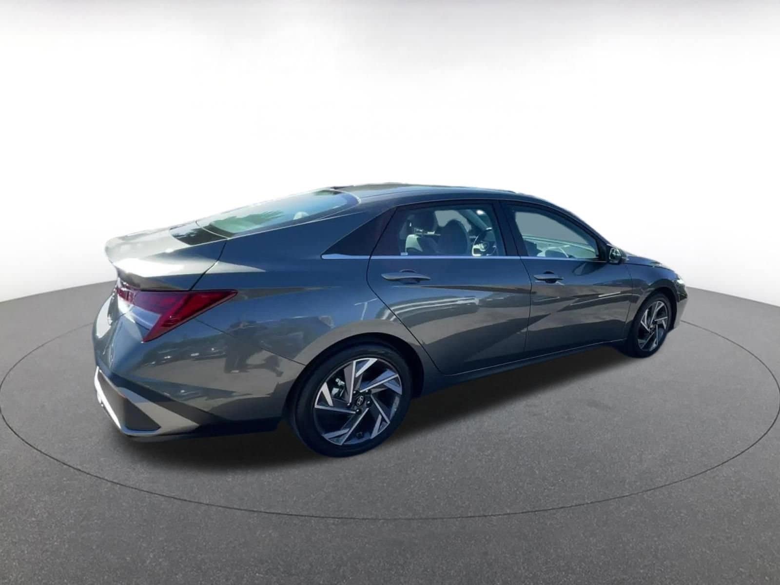 Thumbnail: 2025 Hyundai Elantra - 15