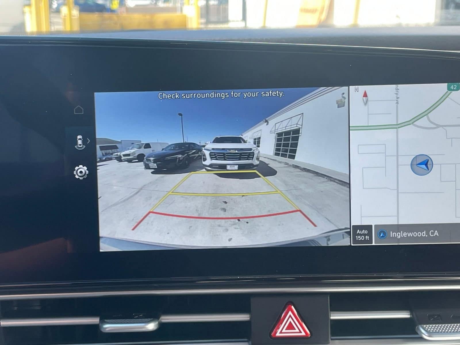 Thumbnail: 2025 Hyundai Elantra - 17