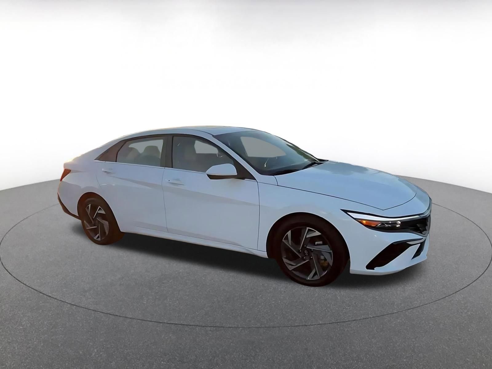 Thumbnail: 2025 Hyundai Elantra - 2