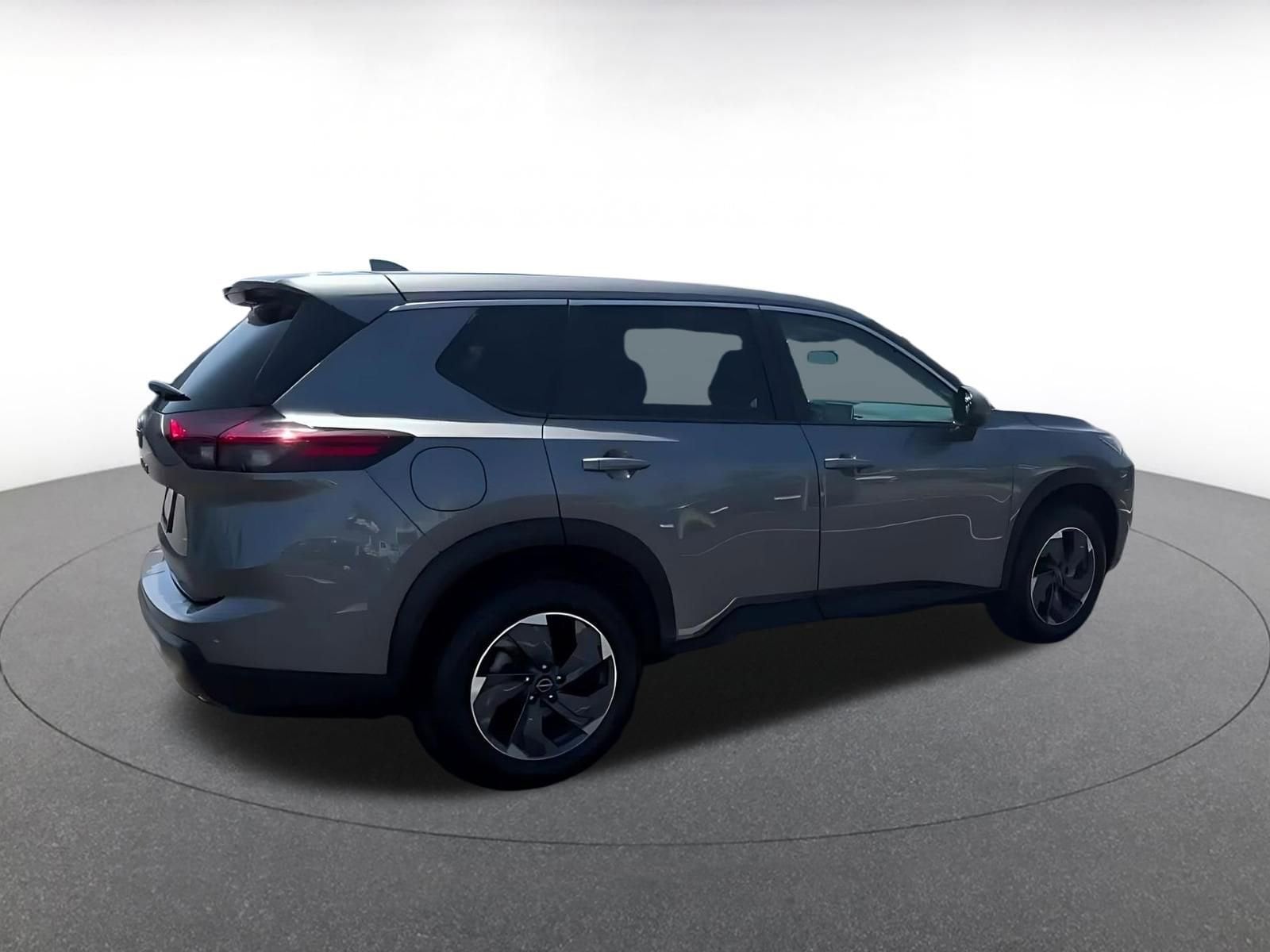Thumbnail: 2025 Nissan Rogue - 15