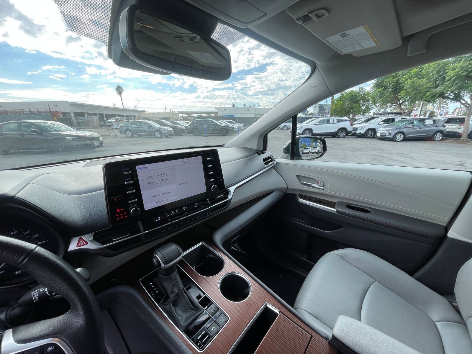 Thumbnail: 2024 Toyota Sienna - 35