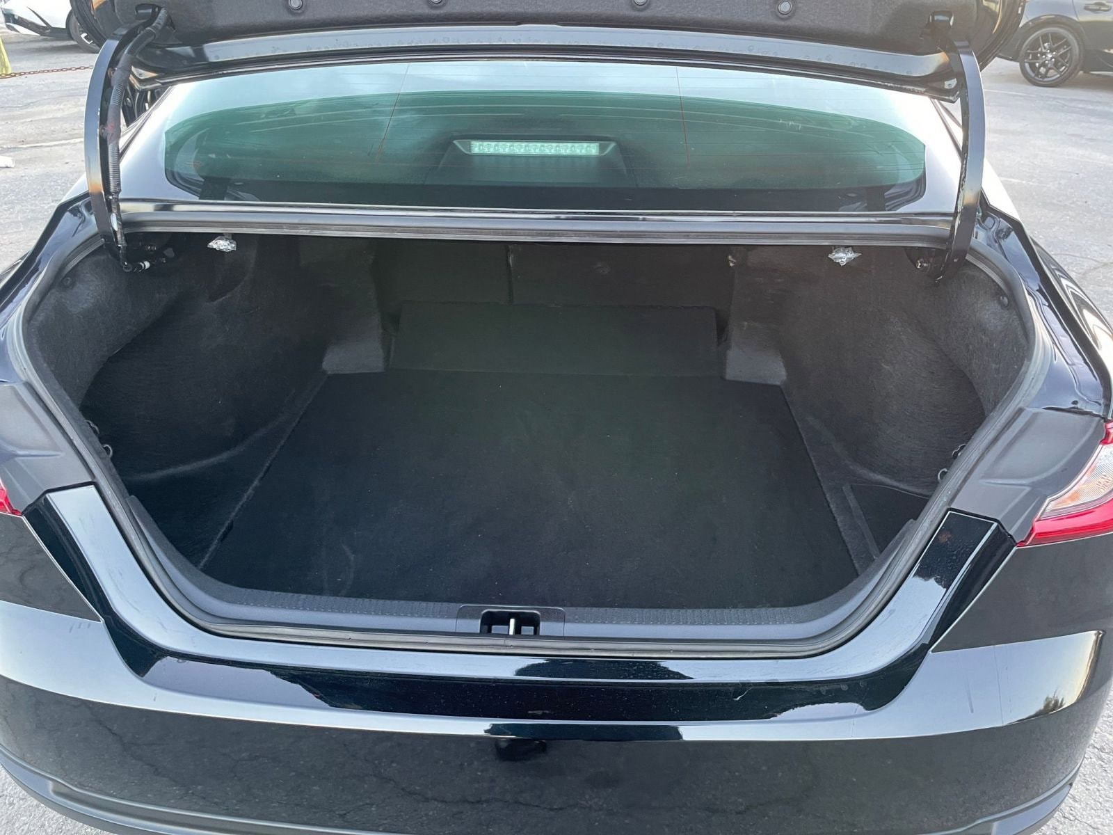 Thumbnail: 2025 Toyota Camry - 31