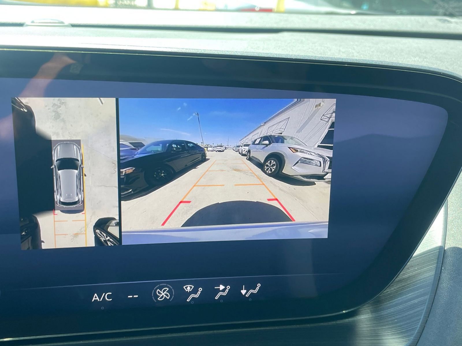 Thumbnail: 2024 Buick Envision - 17