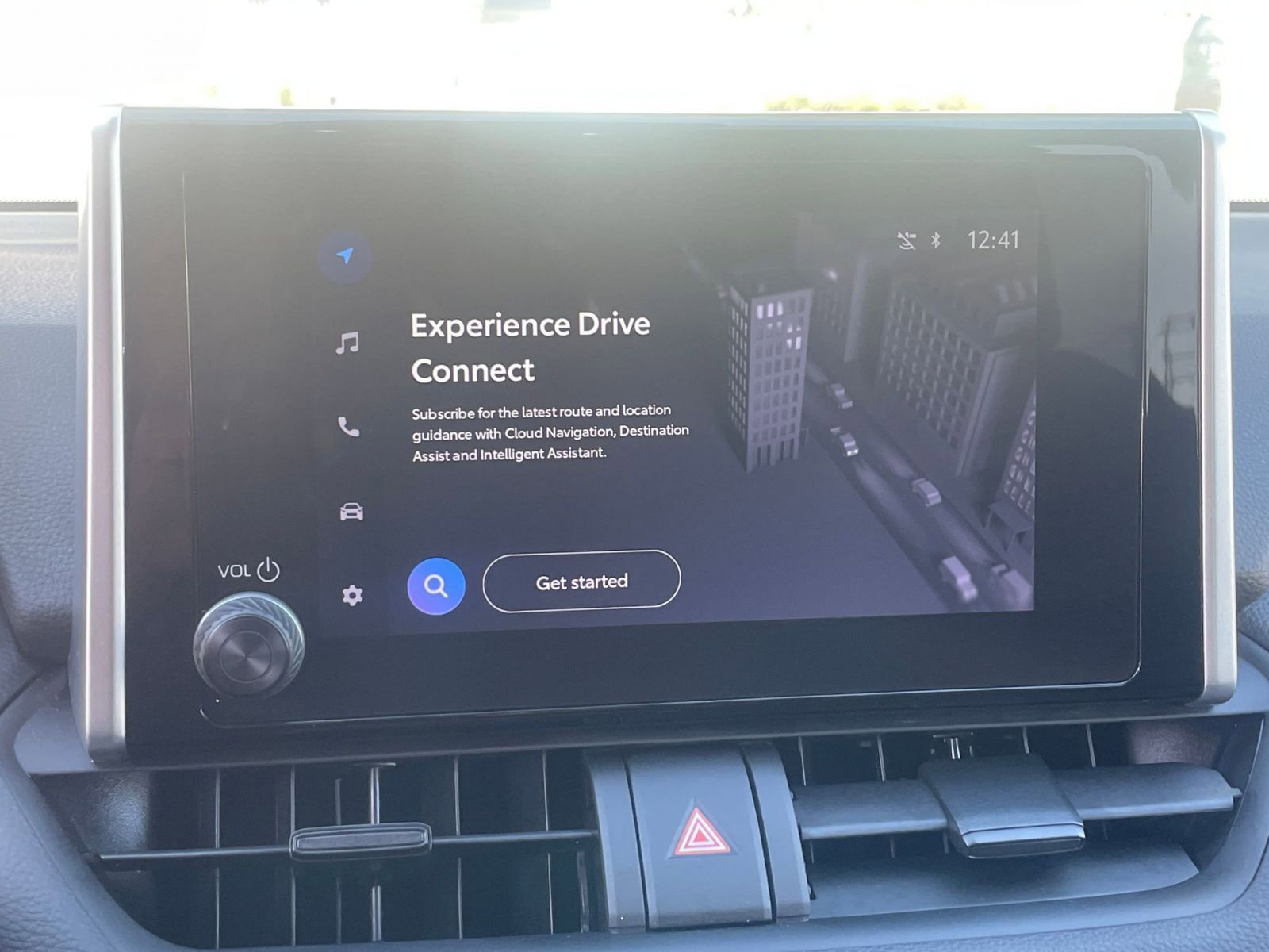 Thumbnail: 2025 Toyota RAV4 - 21