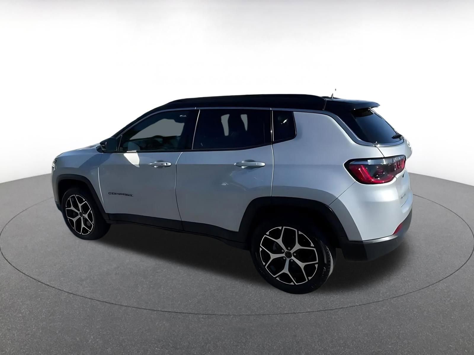 Thumbnail: 2025 Jeep Compass - 10