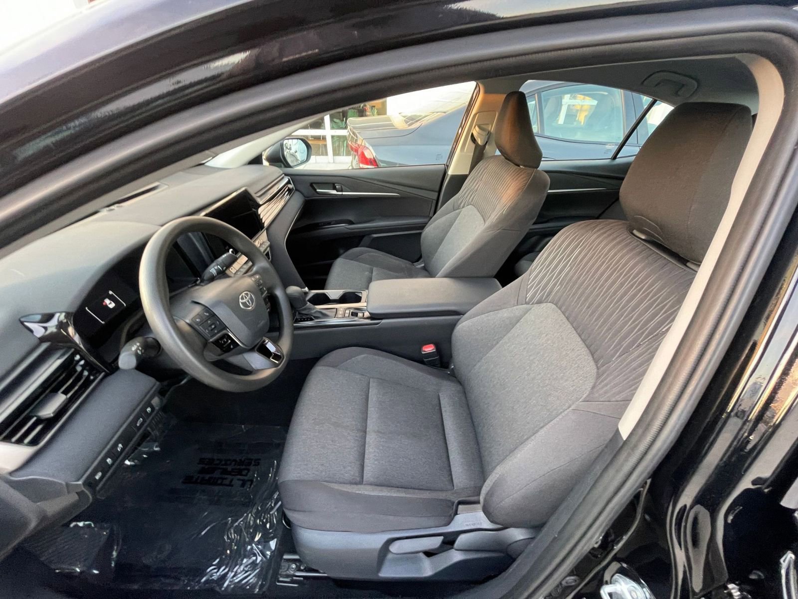 Thumbnail: 2025 Toyota Camry - 27