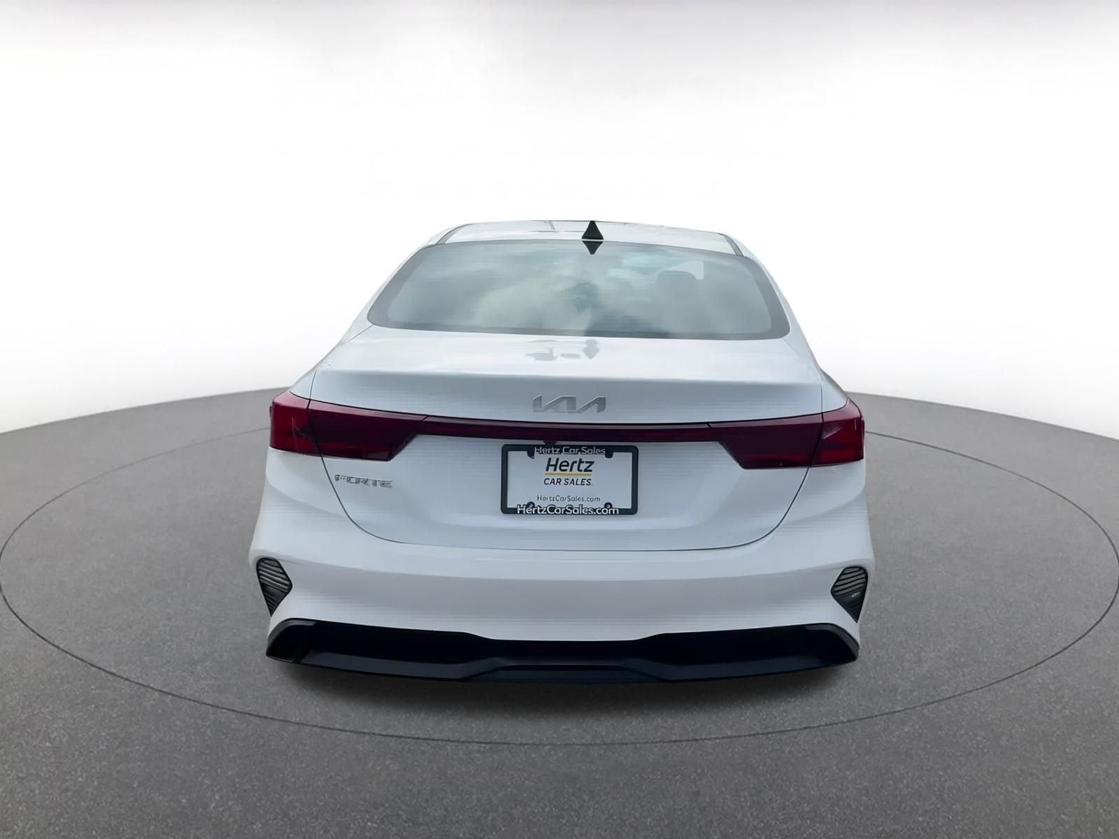 Thumbnail: 2023 Kia Forte - 12