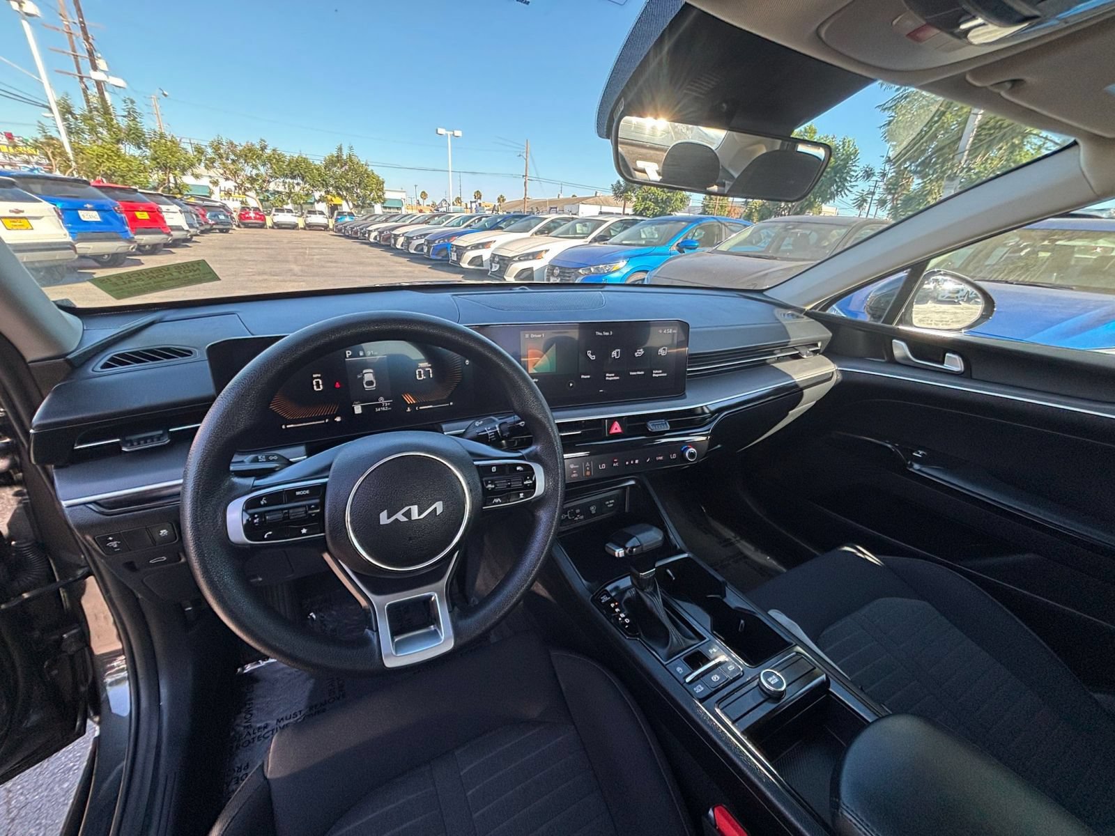 Thumbnail: 2025 Kia K5 - 33
