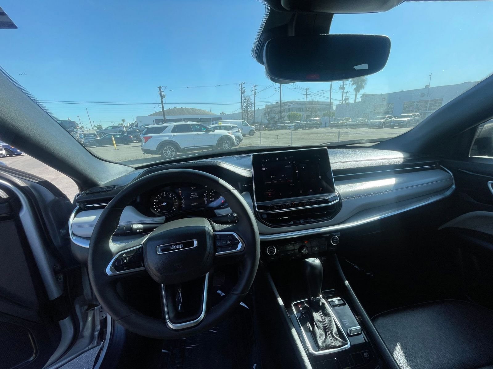 Thumbnail: 2025 Jeep Compass - 34