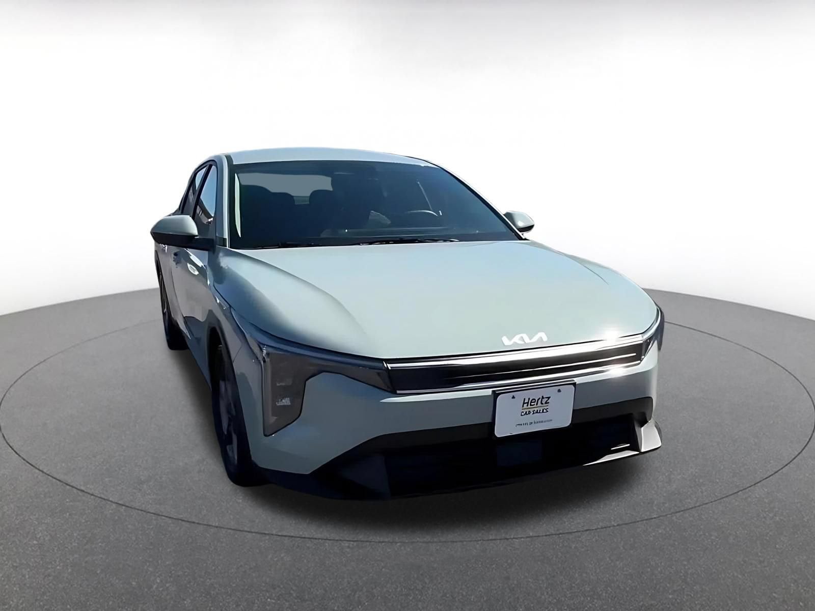 Thumbnail: 2026 Kia K4 - 3