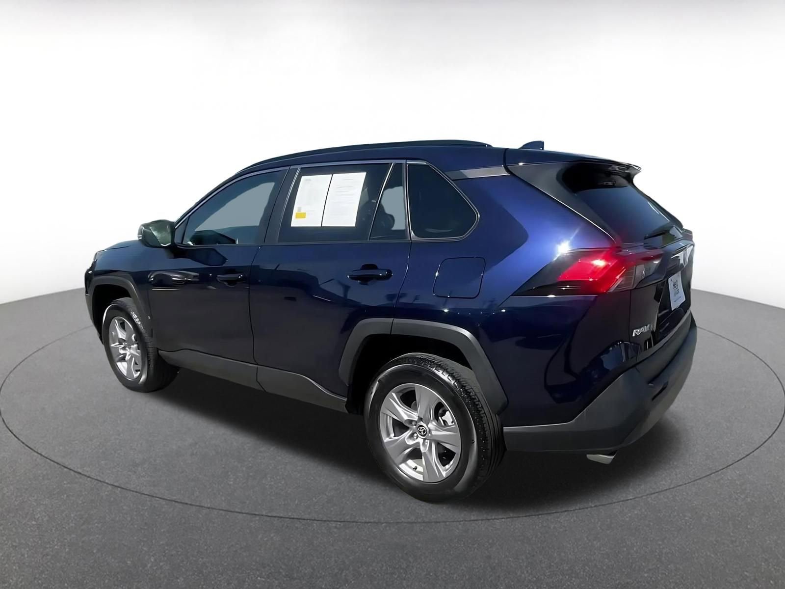 Thumbnail: 2025 Toyota RAV4 - 10