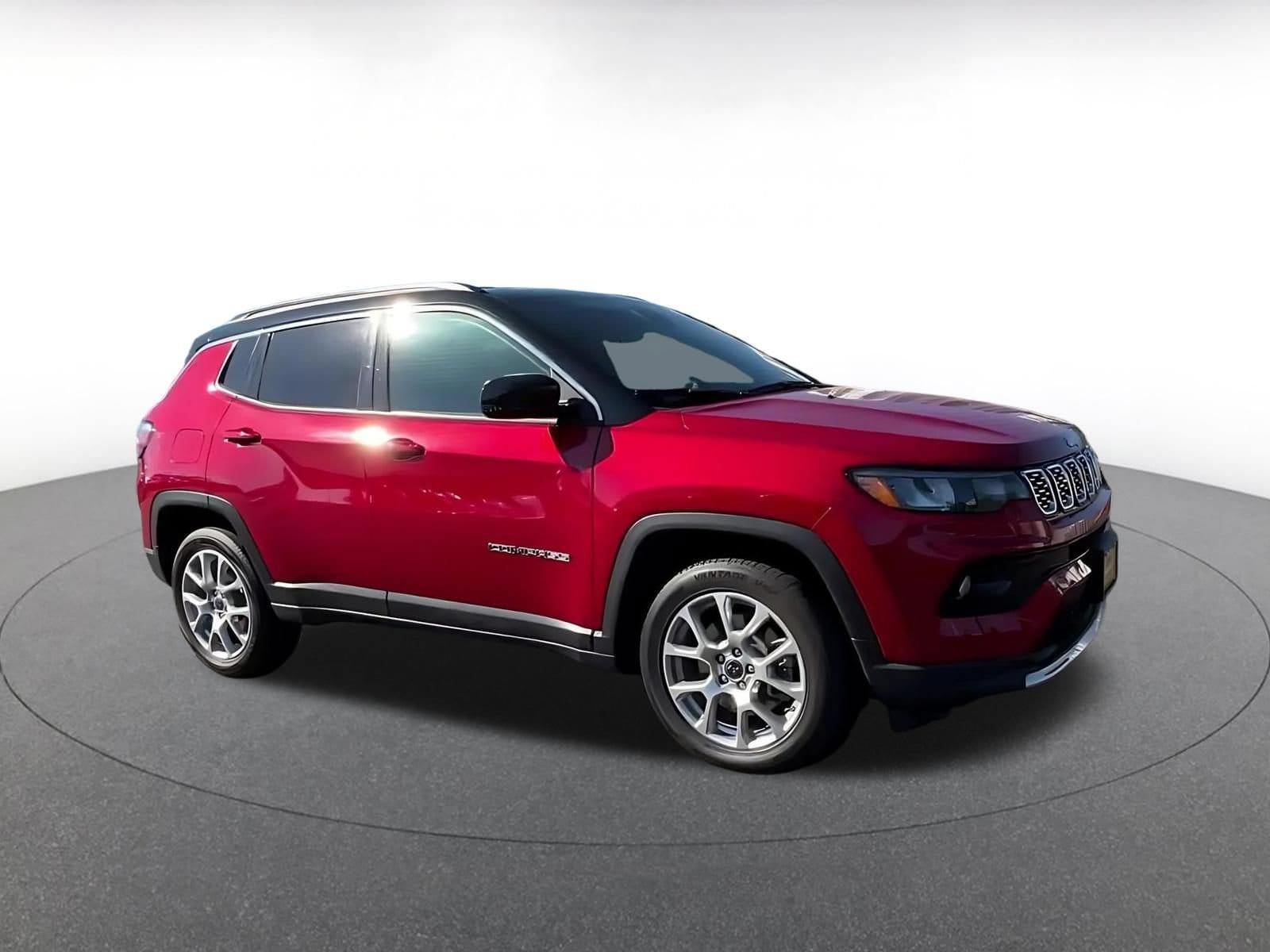 Thumbnail: 2025 Jeep Compass - 2