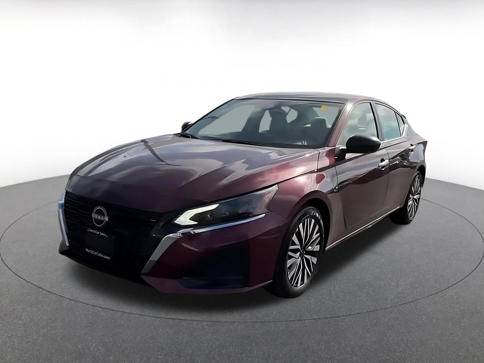 Thumbnail: 2025 Nissan Altima - 7