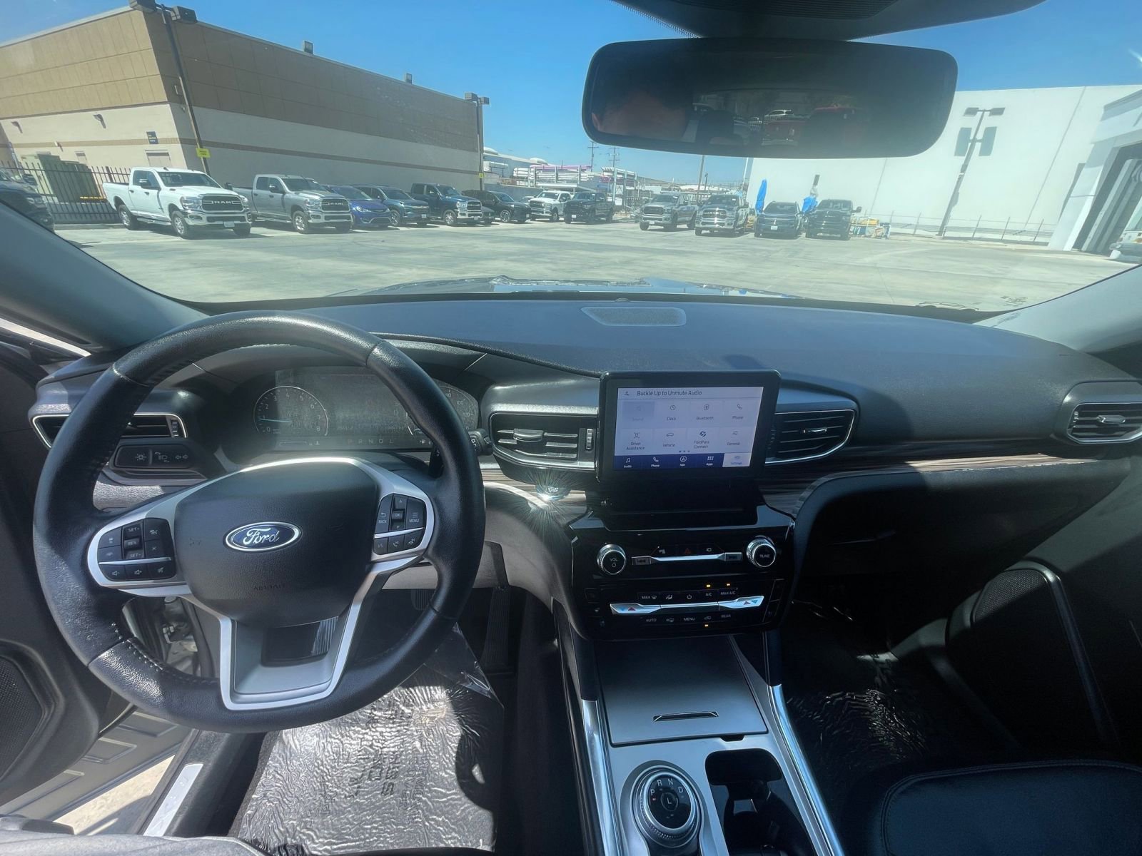 2023 Ford Explorer Limited 33
