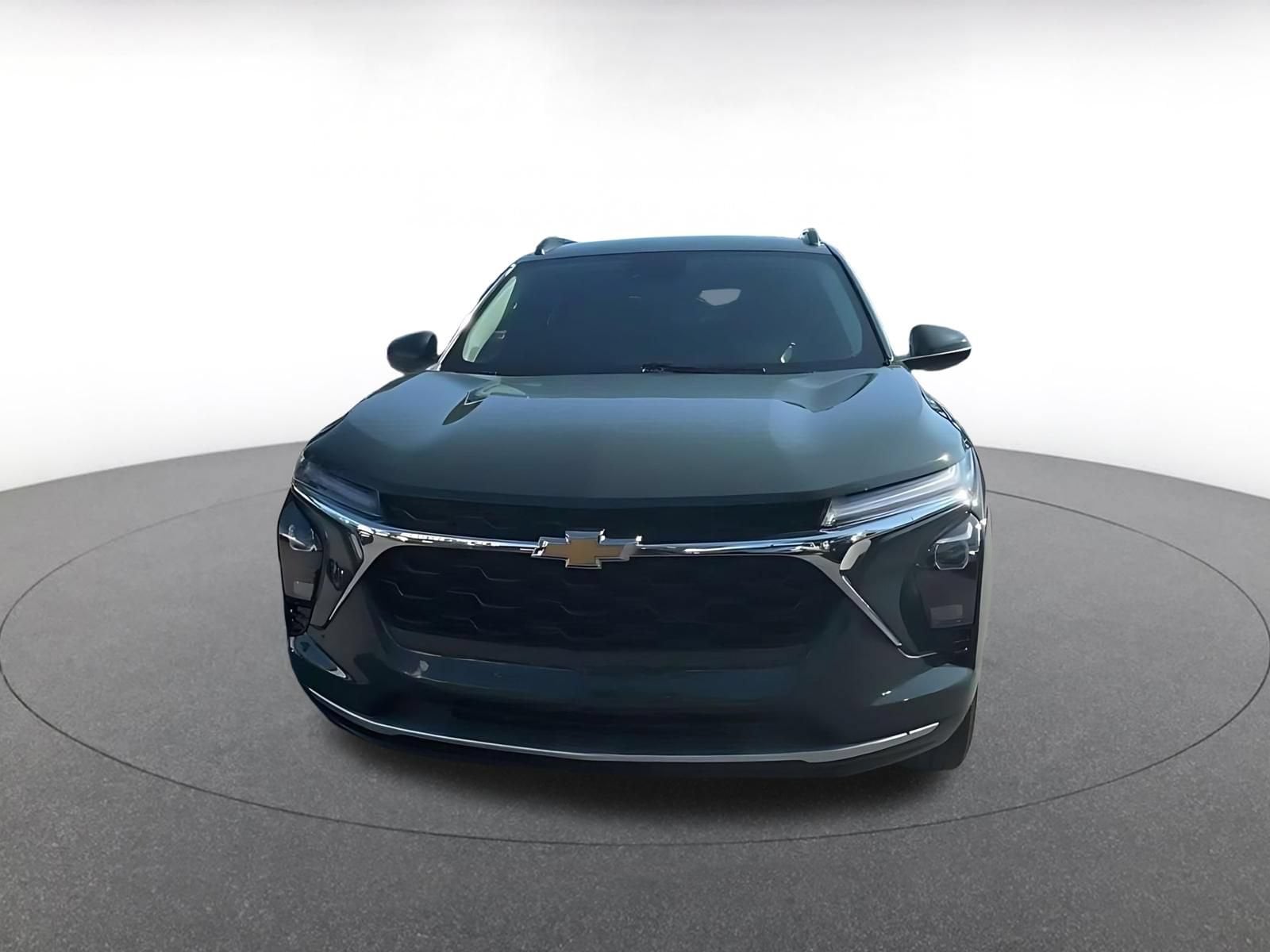 Thumbnail: 2025 Chevrolet Trax - 4
