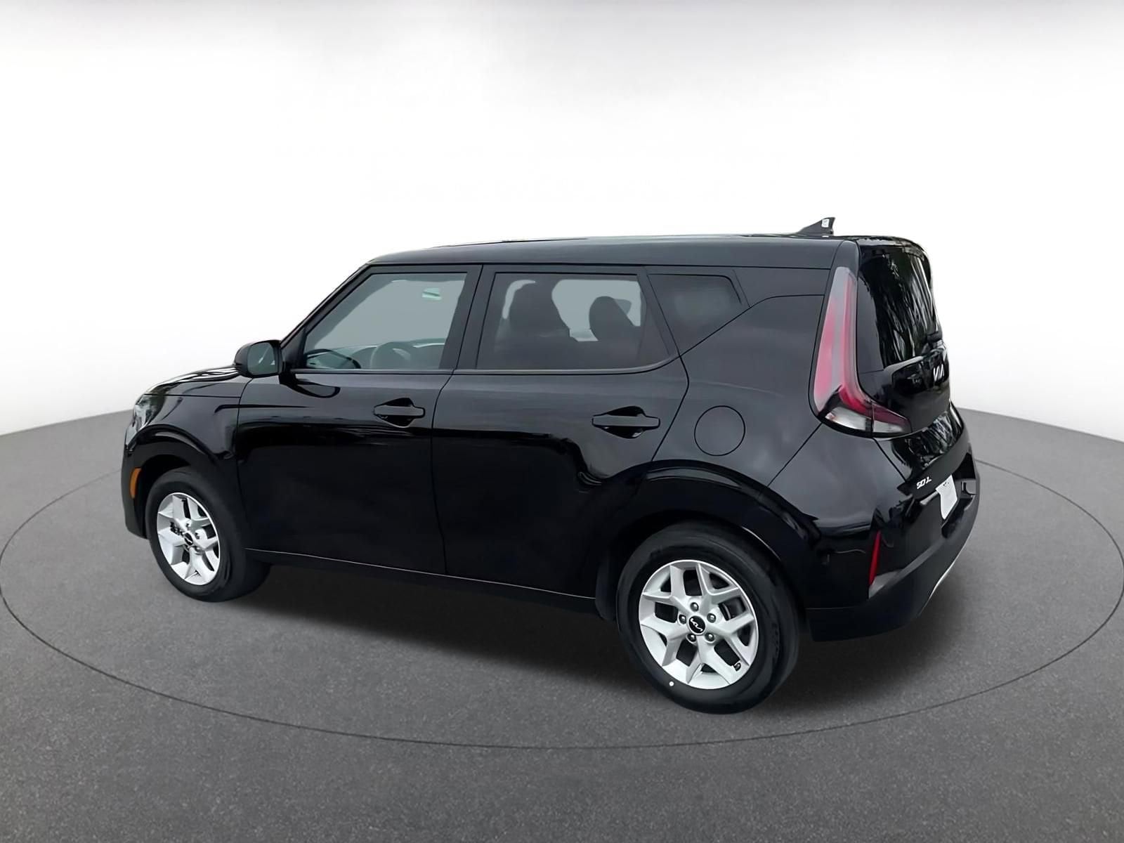 Thumbnail: 2025 Kia Soul - 10