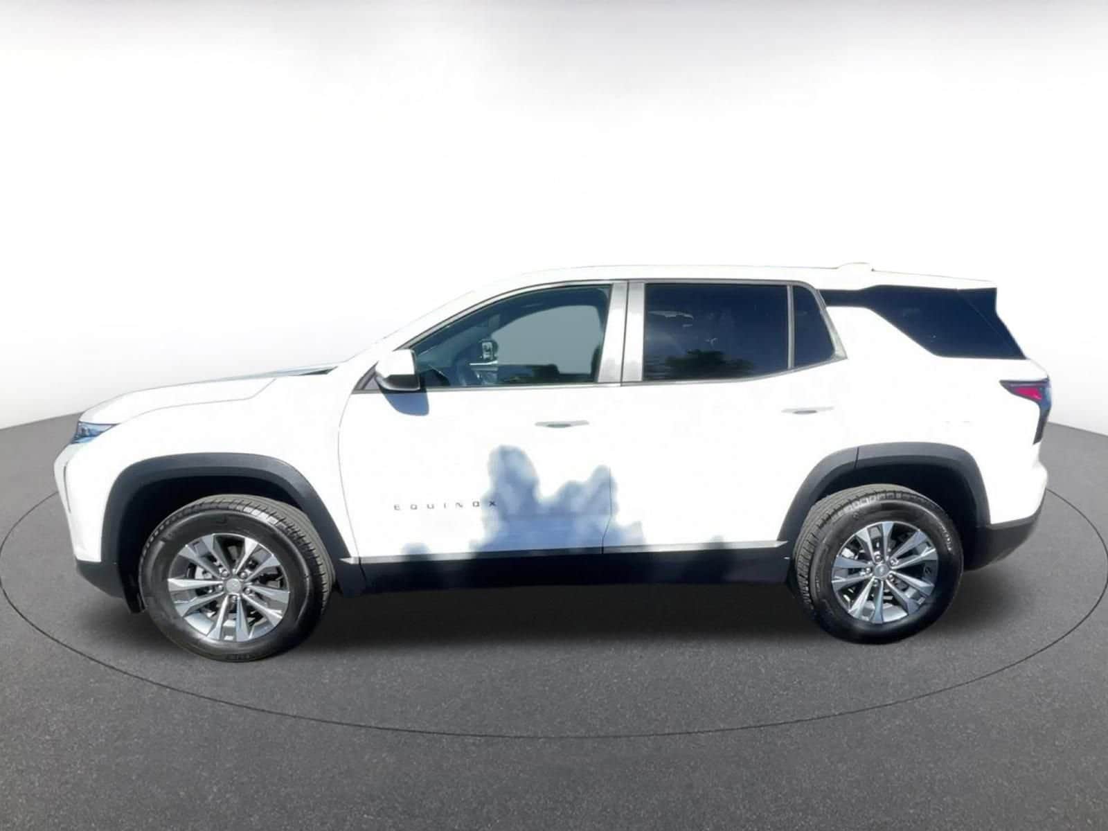 Thumbnail: 2025 Chevrolet Equinox - 9