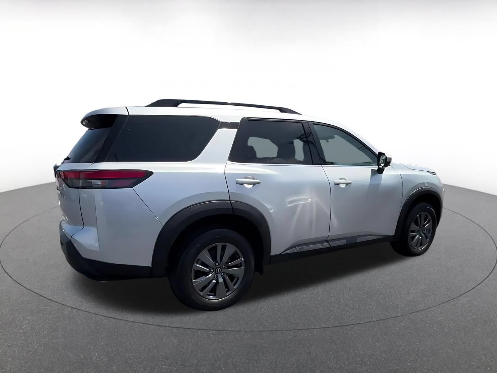 Thumbnail: 2025 Nissan Pathfinder - 14
