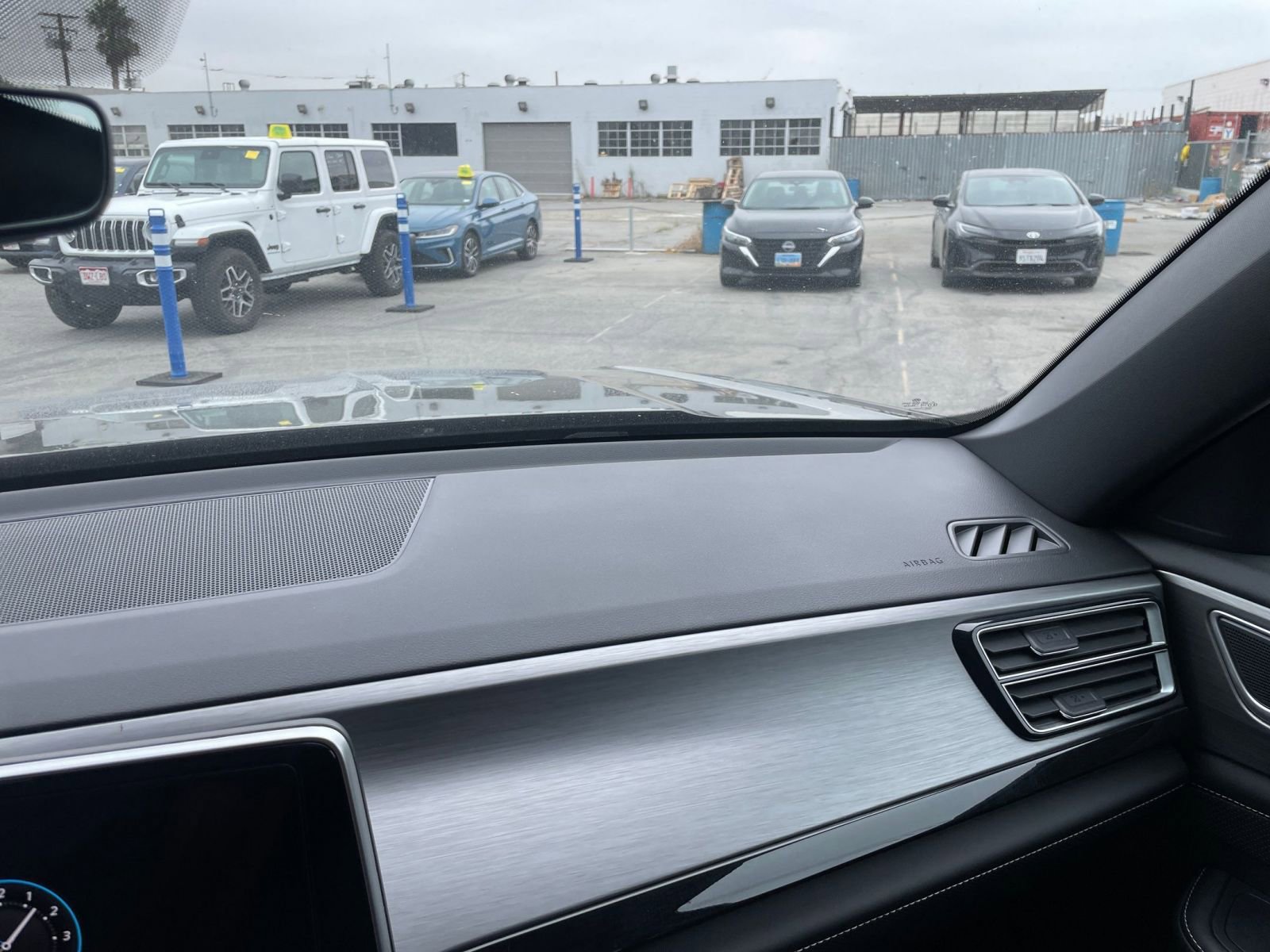 Thumbnail: 2025 Volkswagen Atlas - 35