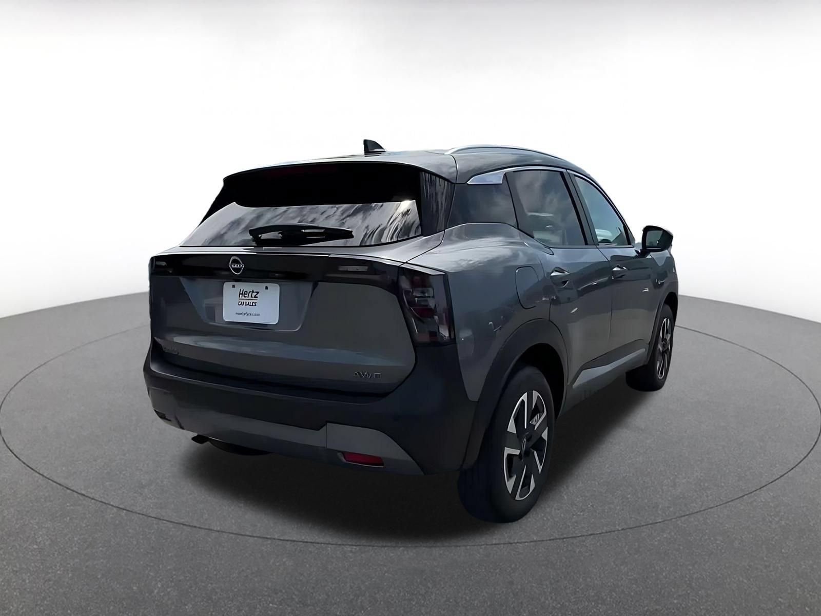Thumbnail: 2026 Nissan Kicks - 15