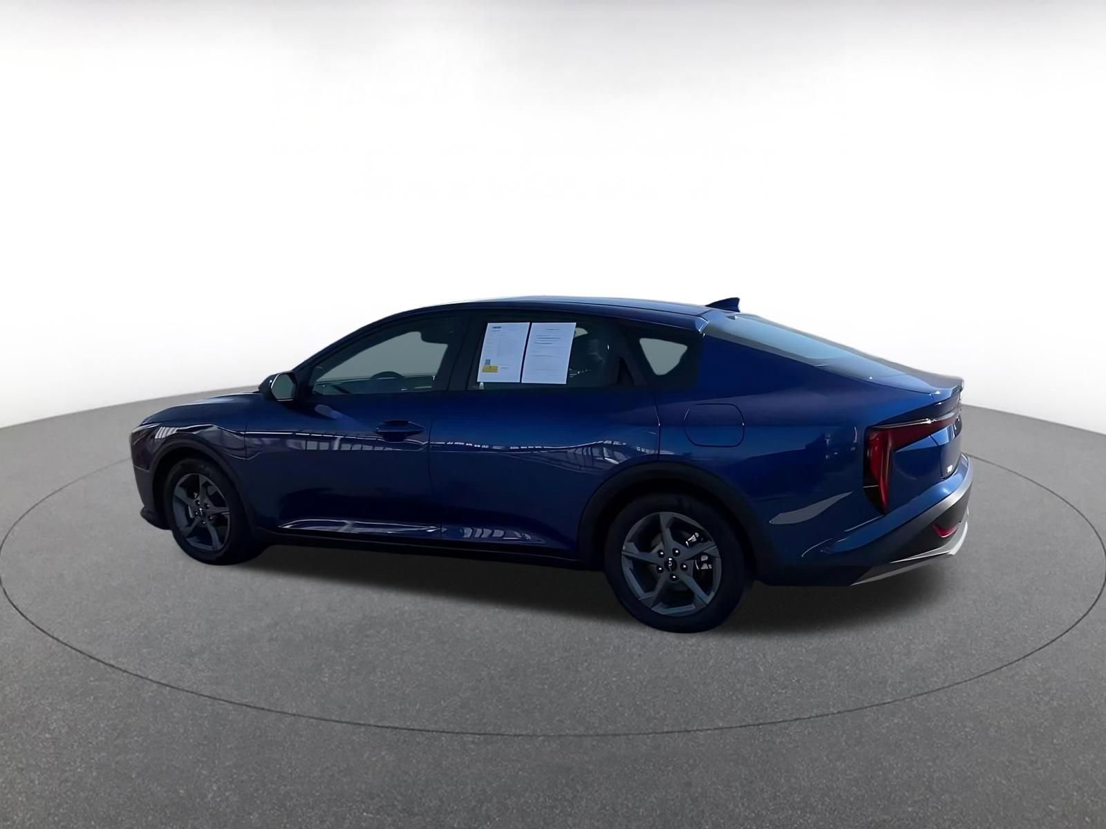 Thumbnail: 2025 Kia K4 - 10