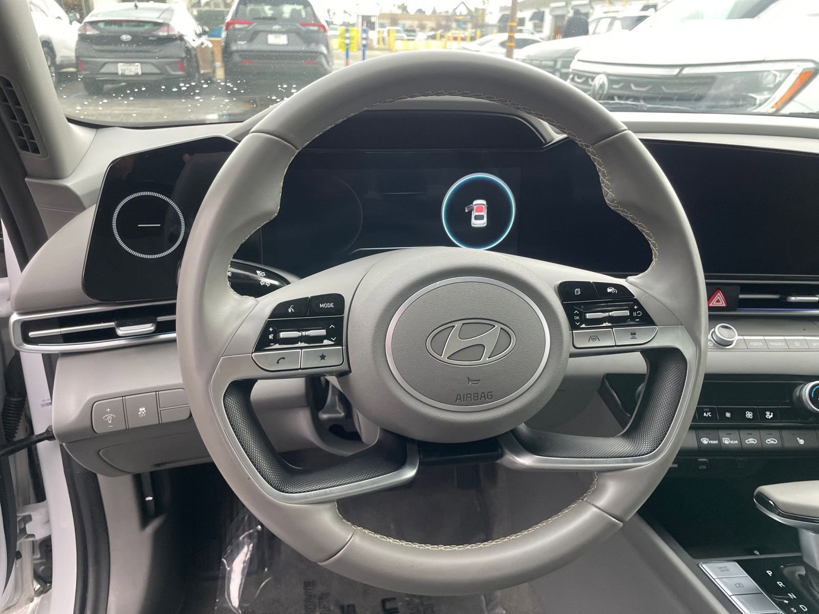 Thumbnail: 2025 Hyundai Elantra - 28