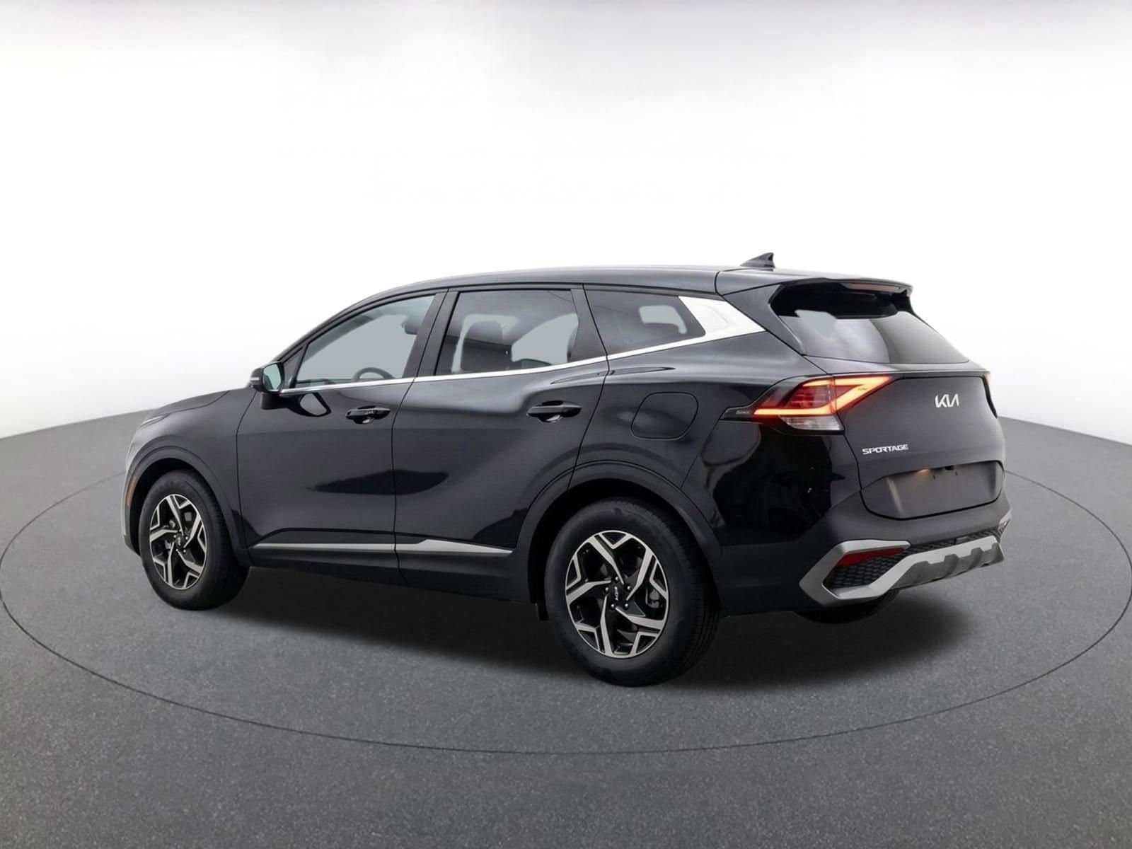 Thumbnail: 2025 Kia Sportage - 7