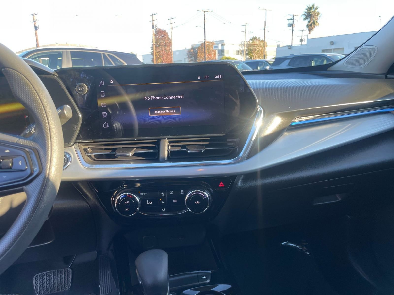 Thumbnail: 2025 Chevrolet Trax - 18