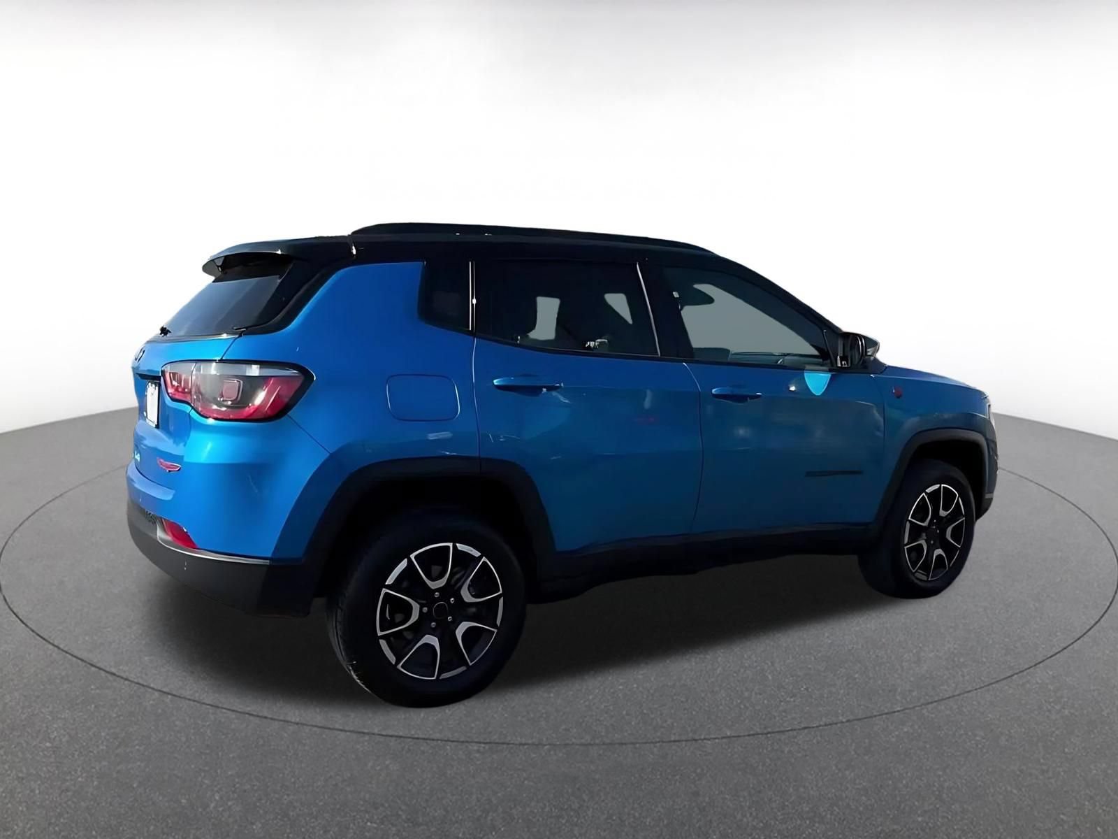 Thumbnail: 2025 Jeep Compass - 14