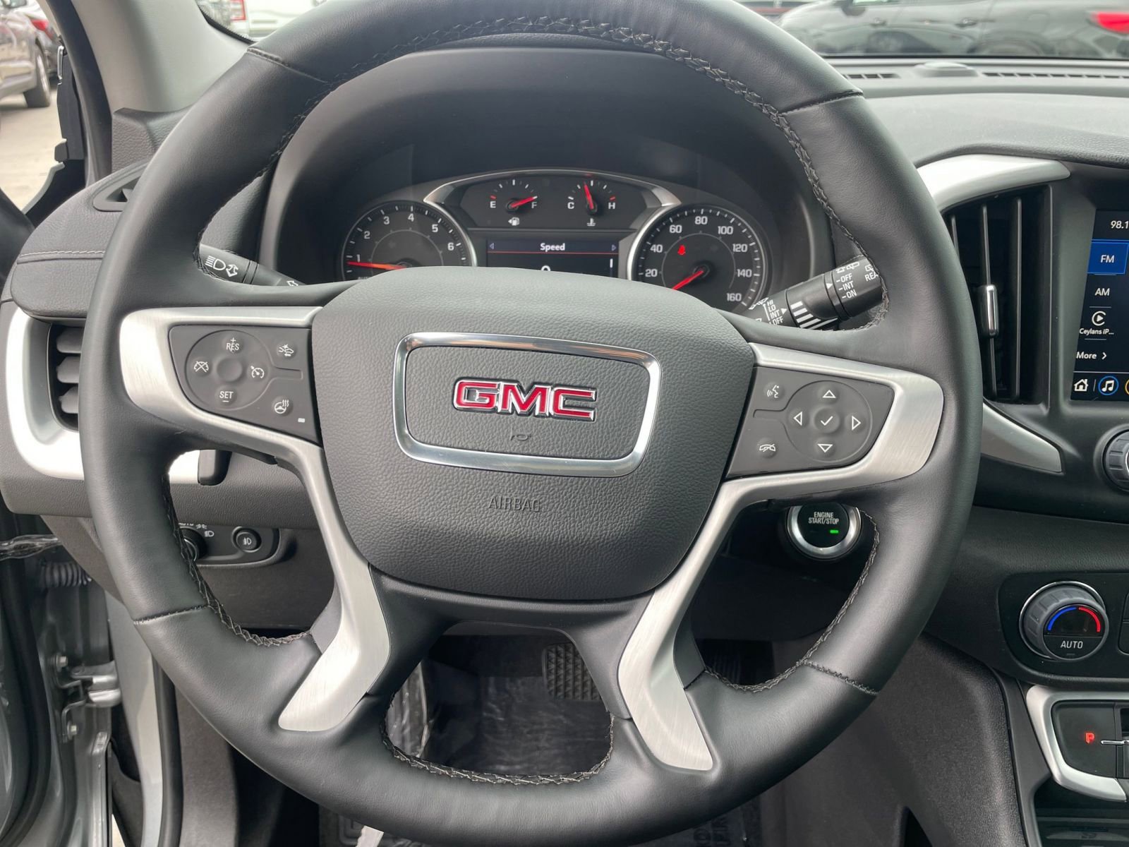 Thumbnail: 2024 GMC Terrain - 28