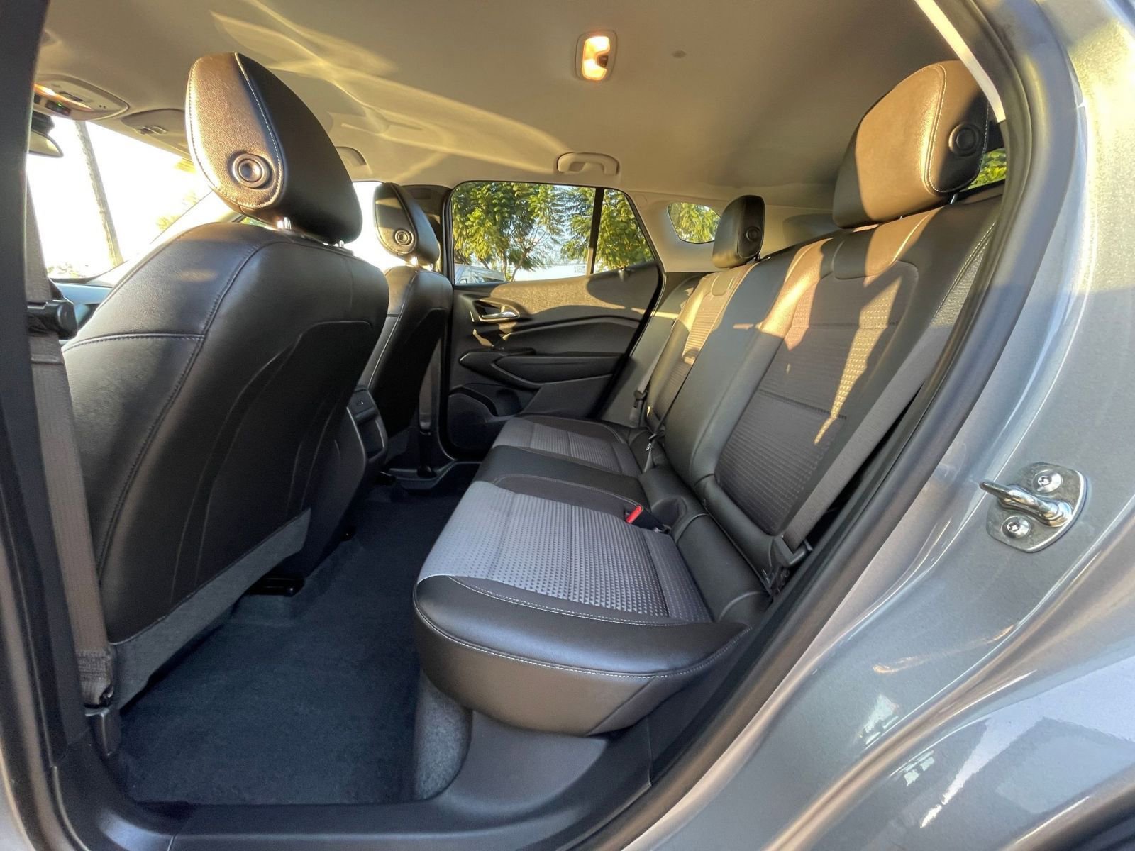 Thumbnail: 2025 Chevrolet Trax - 25