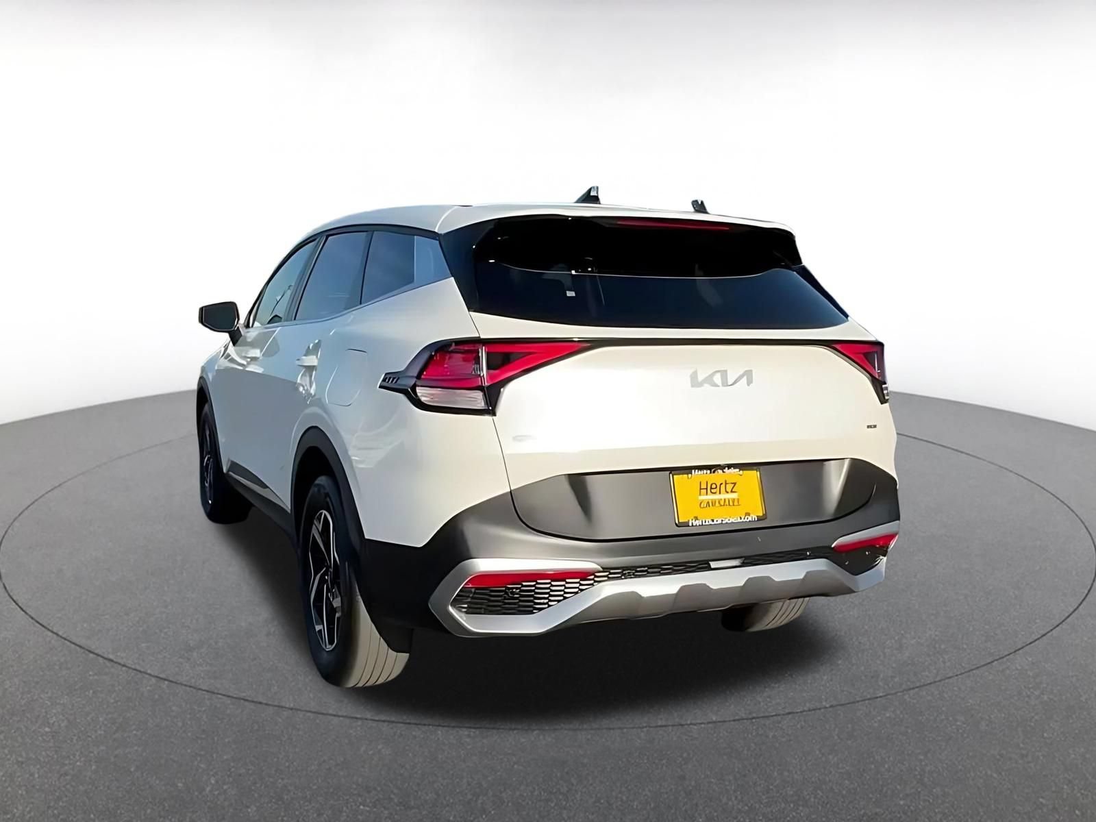 Thumbnail: 2025 Kia Sportage - 10